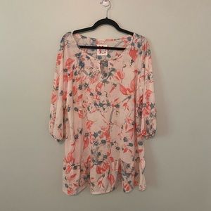 NWT Perfectly Priscilla white floral top